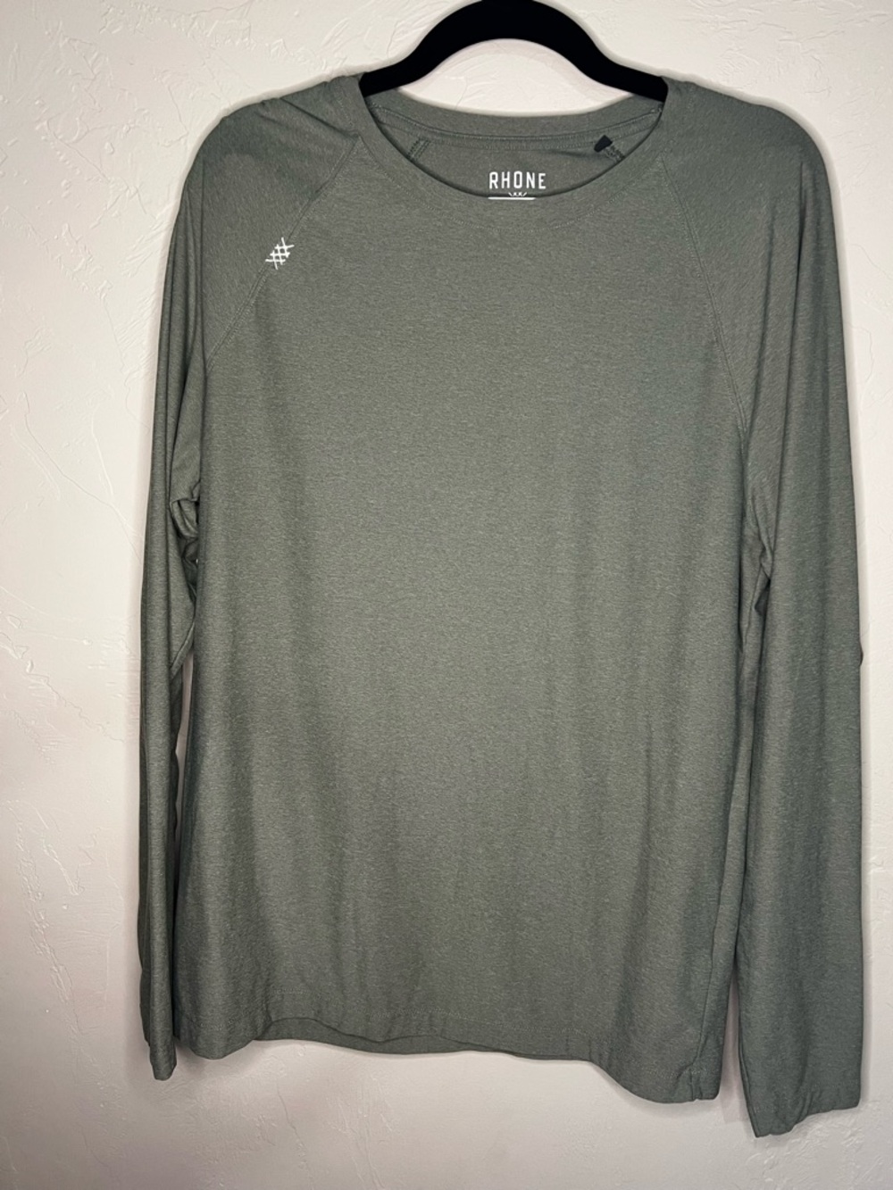 Rhone The Reign Olive Green Performance Long-Sleeve T-Shirt - Picture 2 of 9